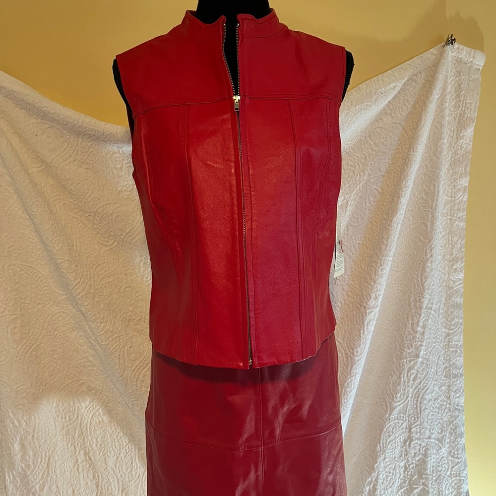 Peter Nygard Vibrant Red Women's Vest